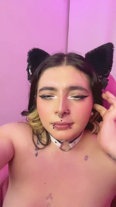 Annymeow live cam on Cam4