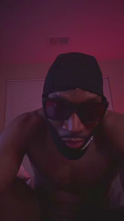 AnodyneGearbox live cam on Cam4