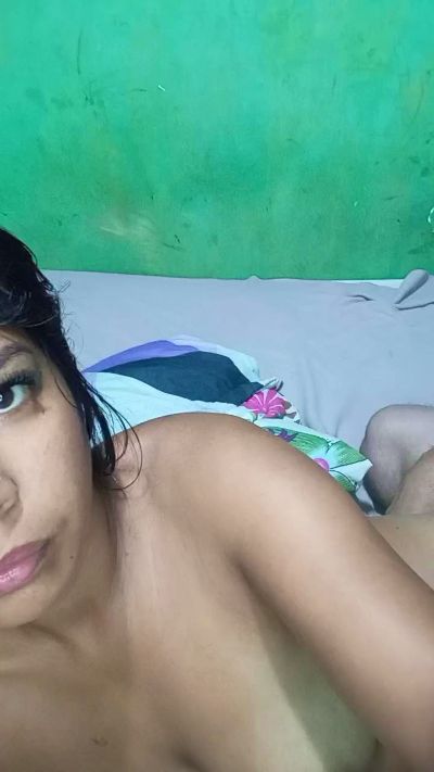 Anthonela_18 live cam on Cam4