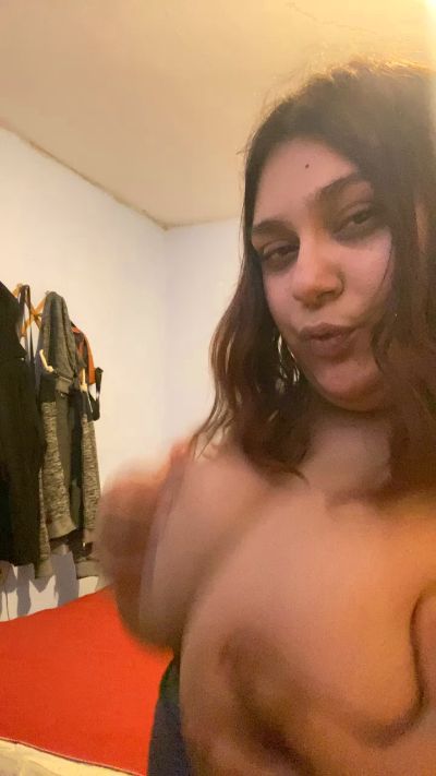 Antobella29 live cam on Cam4