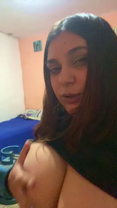 Antobella29 live cam on Cam4