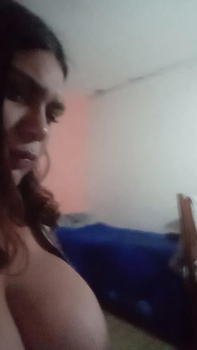 Antobella29 live cam on Cam4