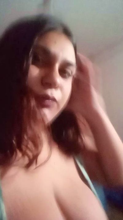 Antobella29 live cam on Cam4
