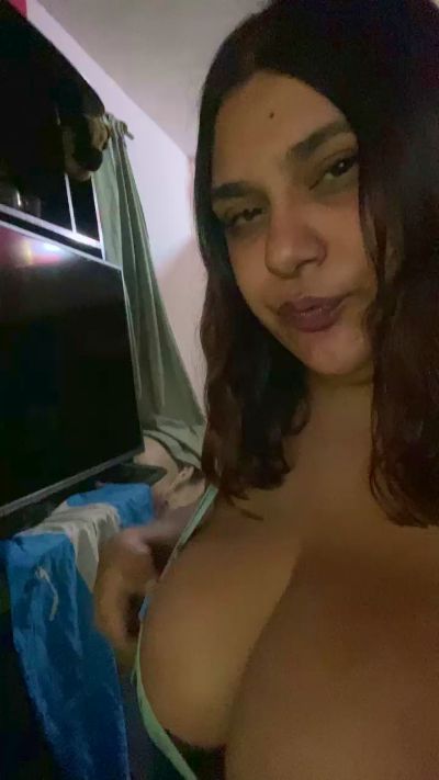 Antobella29 live cam on Cam4