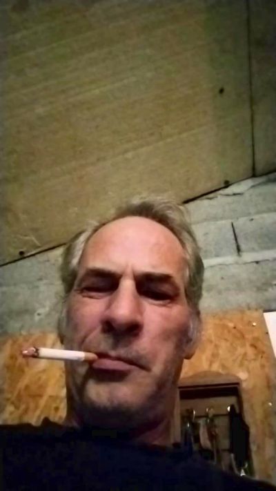 Antoine79450 webcam bărbat live din Franța