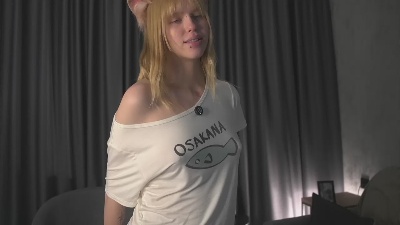 AntoinetteCobos live cam on Cam4