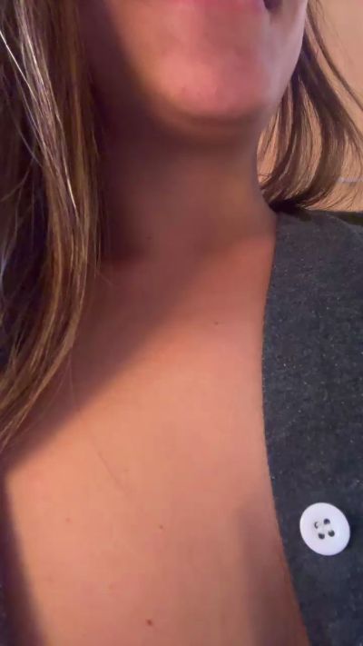 Antonellaes live cam on Cam4