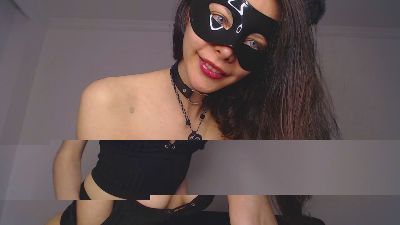 Antonellarusso1 live cam on Cam4