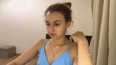 AntoniaGirote live cam on Cam4