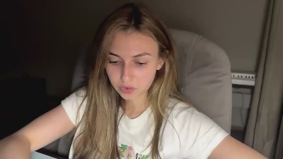 AntoniaGirote live cam on Cam4