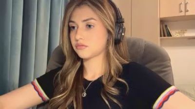 AntoniaGirote live cam on Cam4
