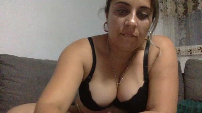 Antoniasweet live cam on Cam4