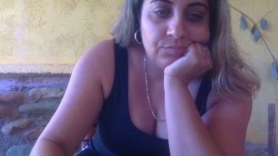 Antoniasweet live cam on Cam4