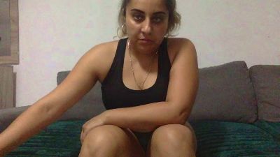 Antoniasweet live cam on Cam4