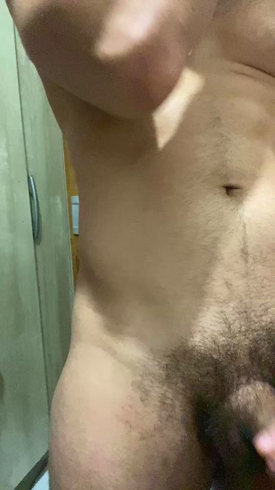 Antonieeez live cam on Cam4