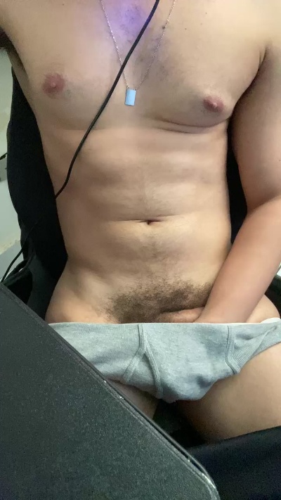 Antonieeez live cam on Cam4