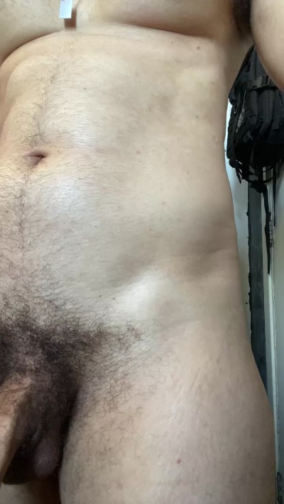 Antonieeez live cam on Cam4
