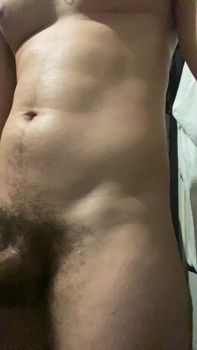Antonieeez live cam on Cam4