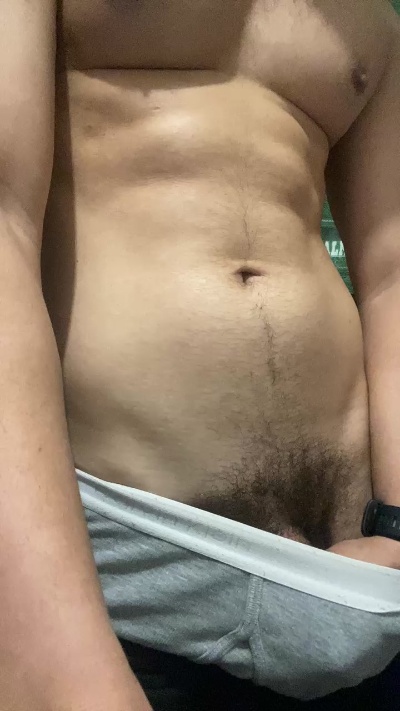 Antonieeez live cam on Cam4