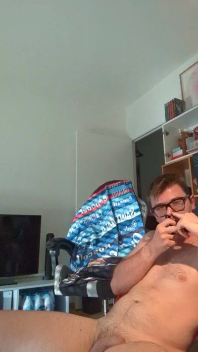 Antonio_2023 live cam on Cam4