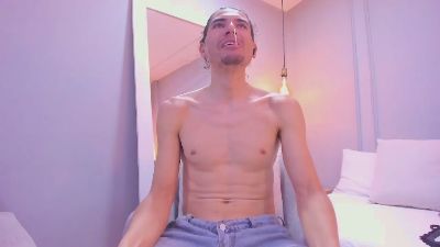 AntonyStone live cam on Cam4