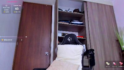 Antonycoll live cam on Cam4