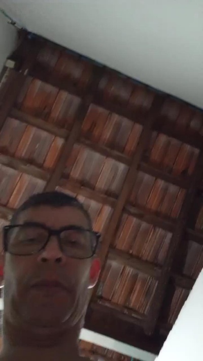 Antonyoluiz live cam on Cam4