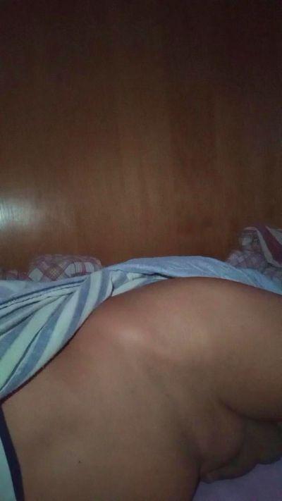 Antonyoluiz live cam on Cam4