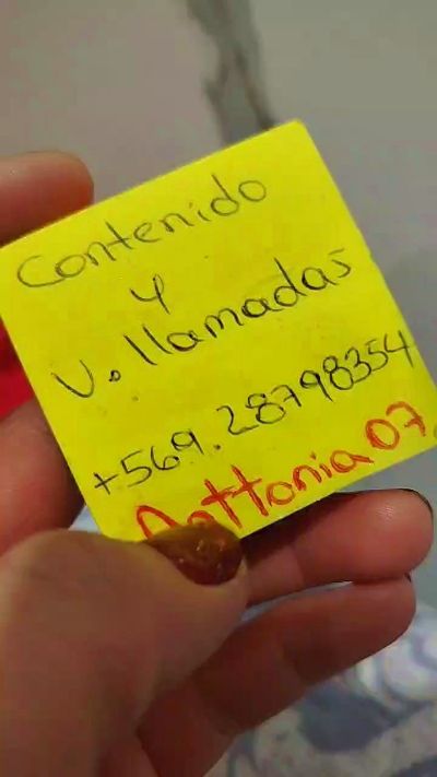 Anttoniiaa live cam on Cam4