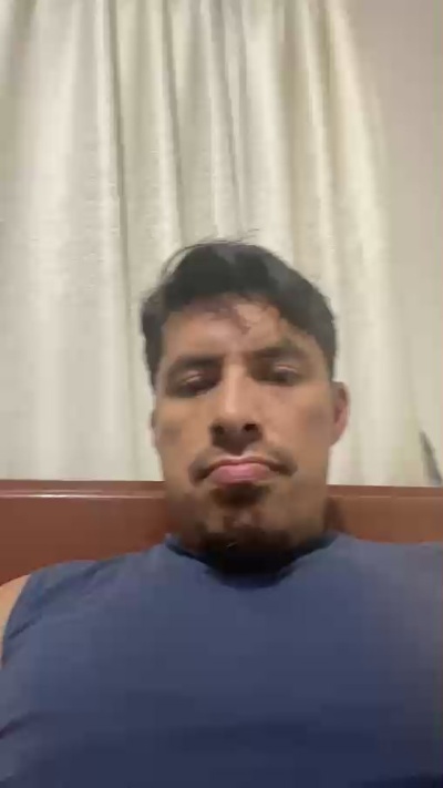 Antuan69 live cam on Cam4