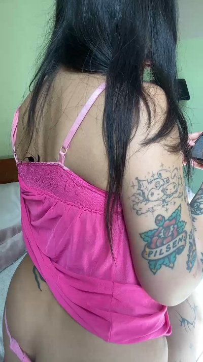 Anty222 live cam on Cam4