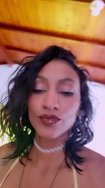 AnyLeon live cam on Cam4