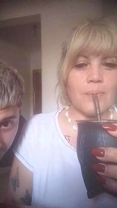 Anyi45 live cam on Cam4