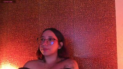 Apartment28__ live cam on Cam4