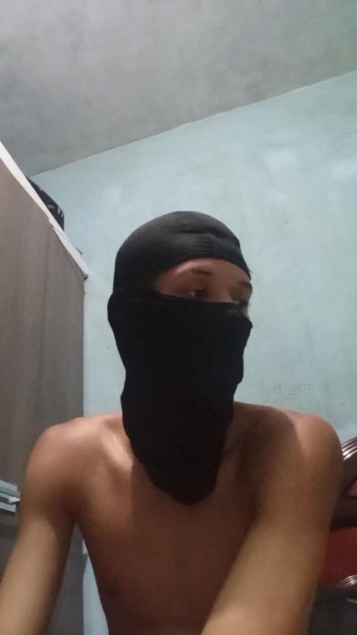 Apollothehorus live cam on Cam4