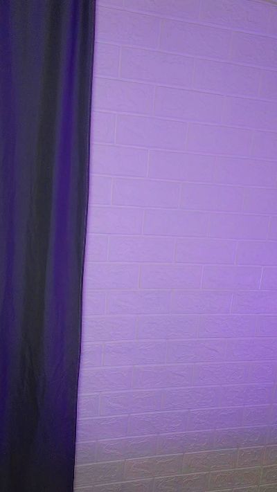Apriilhot live cam on Cam4