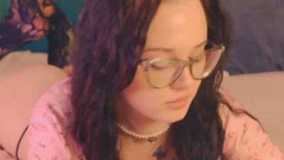 AprilFarrowy live cam on Cam4