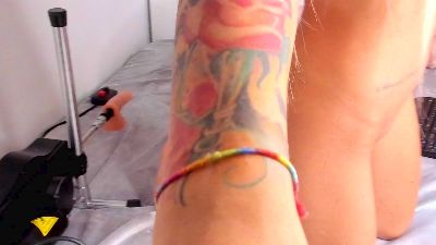 AprilHadid live cam on Cam4
