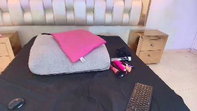 AprillRoss live cam on Cam4