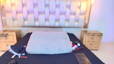 AprillRoss live cam on Cam4