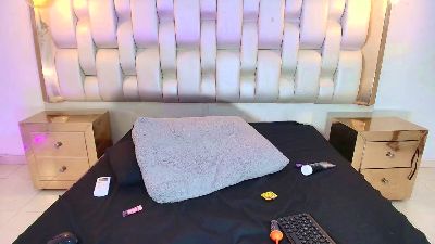 AprillRoss live cam on Cam4