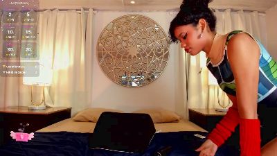 Aprillbrunette live cam on Cam4
