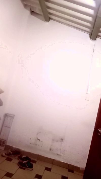 AqpAlone40 live cam on Cam4