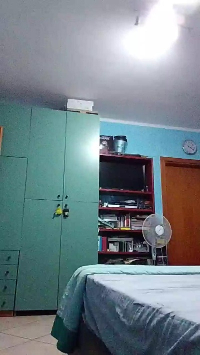 Aquila183 live cam on Cam4