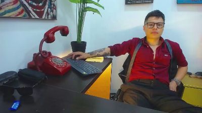 AquilesTaylor live cam on Cam4