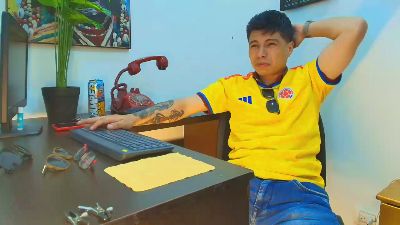 AquilesTaylor live cam on Cam4