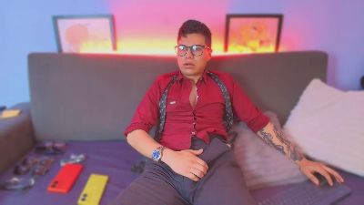 AquilesTaylor live cam on Cam4