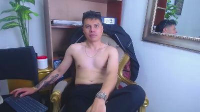 AquilesTaylor live cam on Cam4