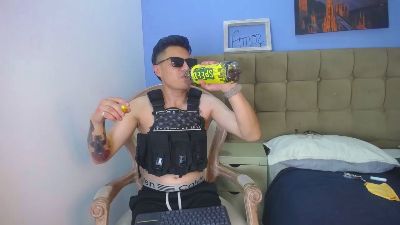 AquilesTaylor live cam on Cam4