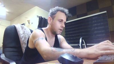 Arabian4 live cam on Cam4
